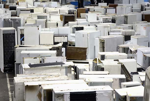 Vieux réfrigérateurs